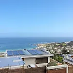 Vista Maris - Luxury Apartment In Camps Bay With Private Pool