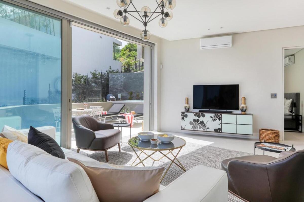 Vista Maris - Luxury In Camps Bay With Private Pool Apartment Cape Town
